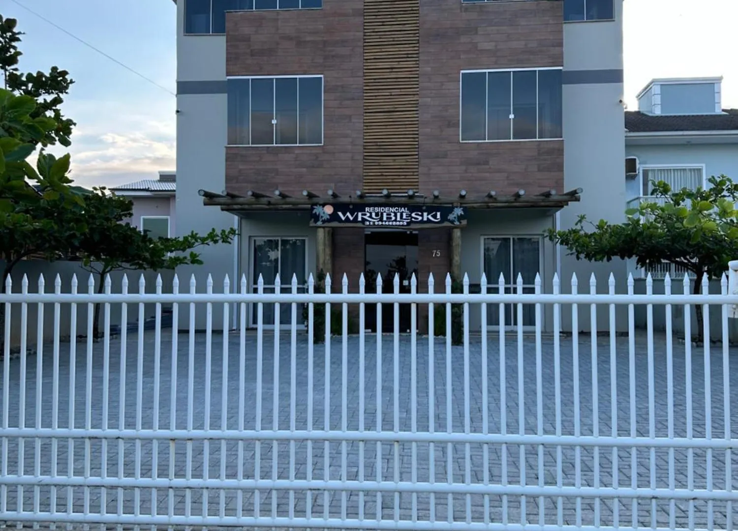 度假居 Residencial Wrubleski Sc 皮涅拉